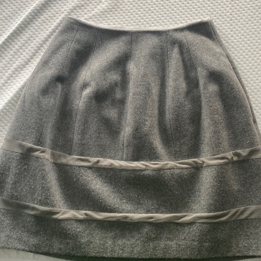 Classy grey Madewell skirt